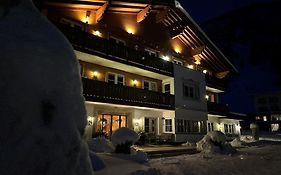 Hotel Acerina Lech